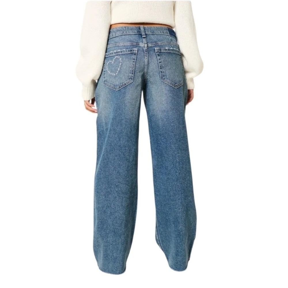Hollister Low Rise Wide Leg Baggy Jeans 25 Med Wash Embroidered Heart Flower Y2K